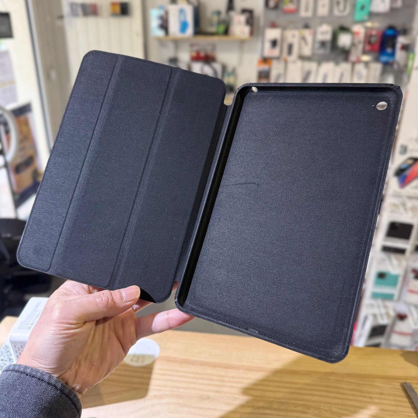 Covers & Borse: iPad Mini 4 - Etui à rabat Coque Protection Smart – Nuovo e nell'imballaggio originale da Morges venduto da DigiAC 5