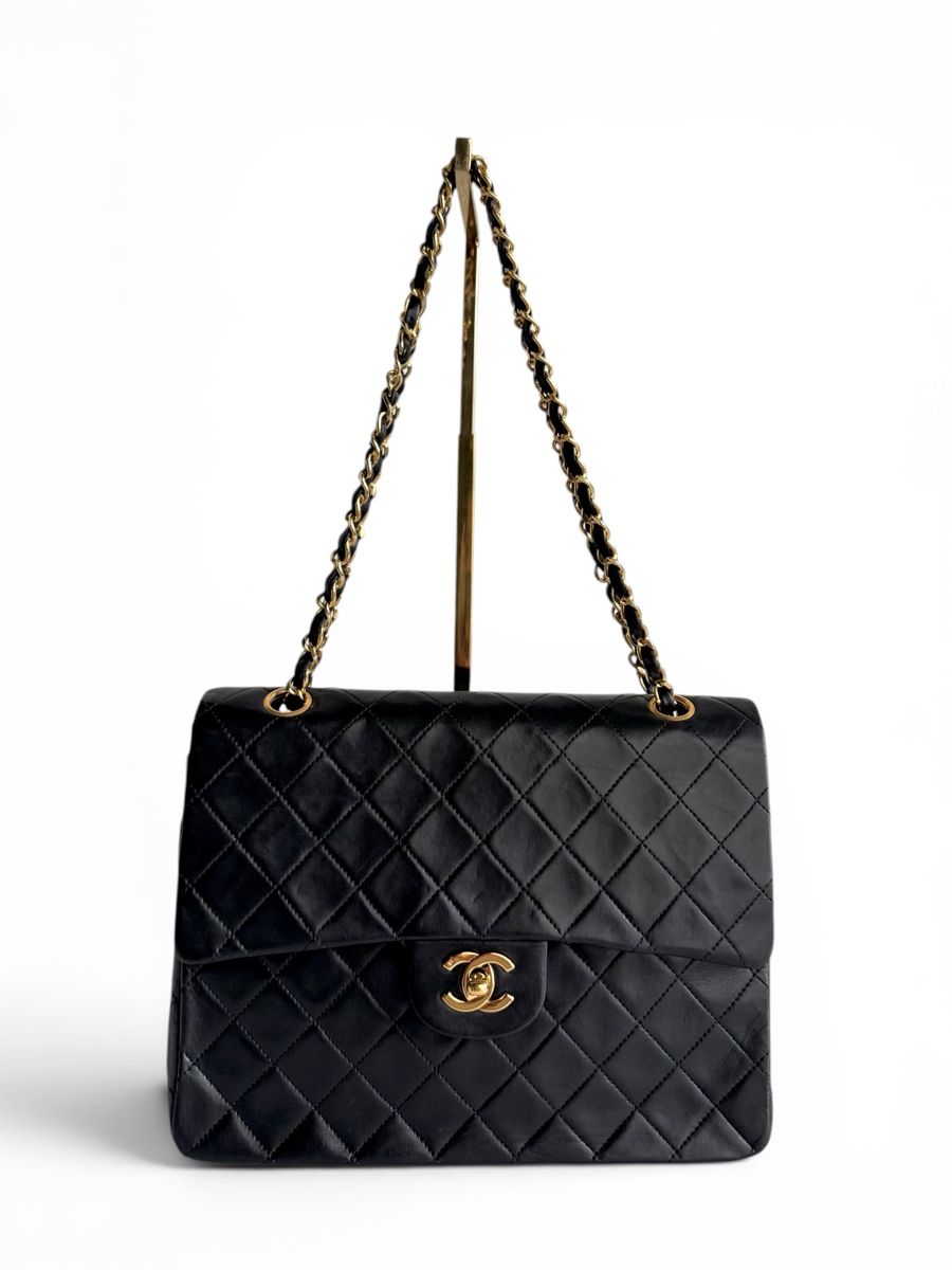 Chanel Borse da donna: CHANEL Medium Tall Classic Lambskin Double Flap Tasche – Usato da Kriens venduto da hannaandkiko 1