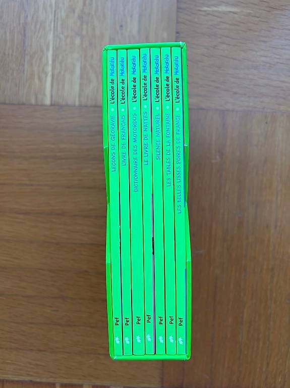 Bücher: Divers livres enfants – Gebraucht aus Pully von mel_p2cq 1