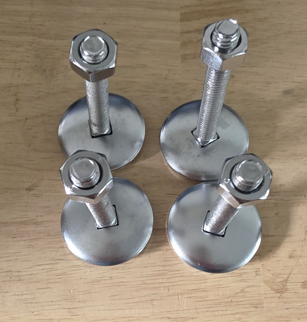 Flipper: Pieds réglables  – Nuovo e nell'imballaggio originale da Eschert venduto da SoS_Tilt_and_Co