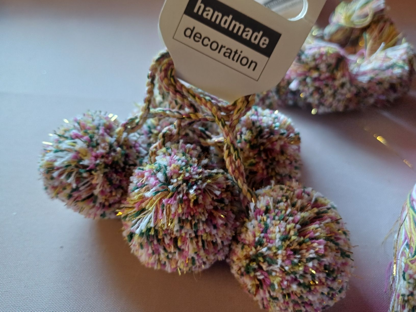 Tutte le decorazioni: neu: Handmade Deko Pompons und Bommel Set, multicolor – Nuovo e nell'imballaggio originale da Nassen venduto da verrueckt 1
