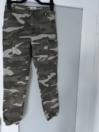 Camo Cargohose Damen Gr36 Beige Grün Top Zustand