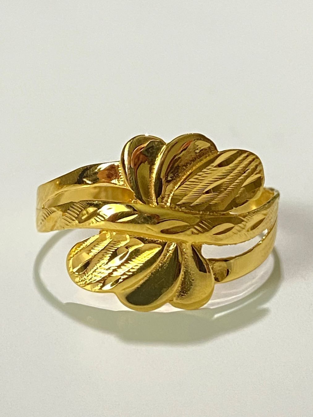 Anelli: Bague d’or NEUF – Nuovo e nell'imballaggio originale da Neuchâtel venduto da Anna87