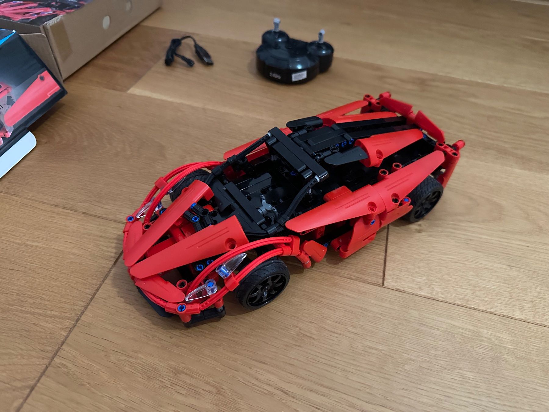 Technics Kit di costruzioni: CADA Remote Car - Ferngesteuertes Auto - LEGO kompatibel – Usato da Basel venduto da sstube91 3