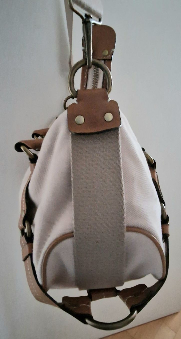 Burberry Altro in  Abbigliamento & Accessori: Original Burberry Umhängetasche – Nuovo (secondo la descrizione) da Nänikon venduto da Ticino555 5