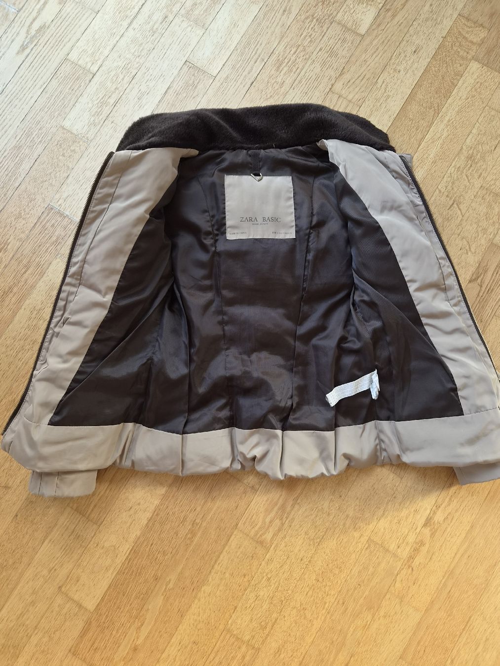 Zara Jacken: Elegante Zara Basic Steppjacke / Winterjacke – Gebraucht aus Männedorf von yen_6pbt 1