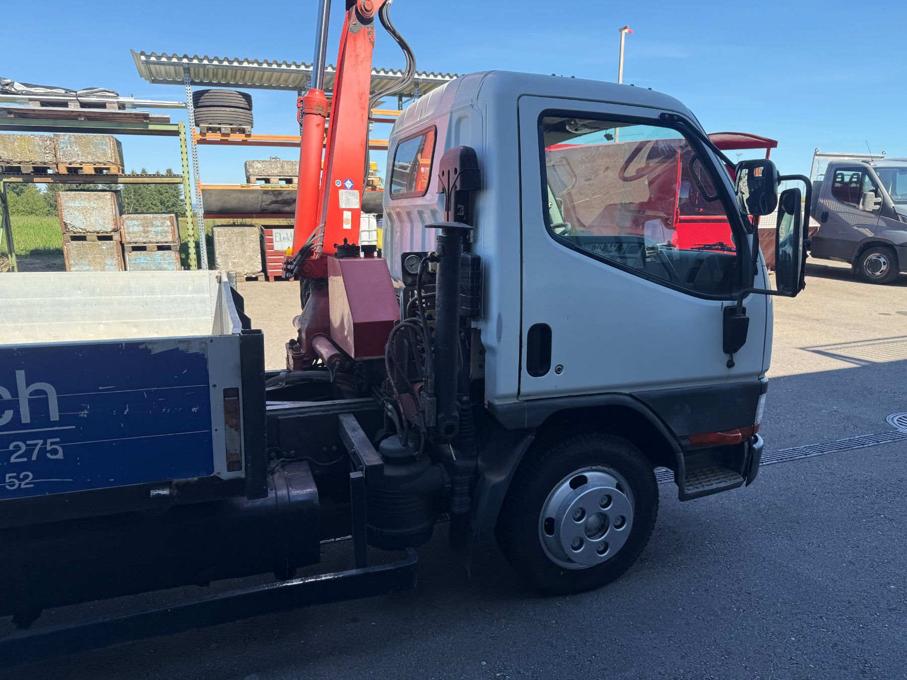 Mitsubishi Veicoli commerciali: Mitsubishi Canter mit Kran – Usato da Neukirch (Egnach) venduto da Hanag1 6
