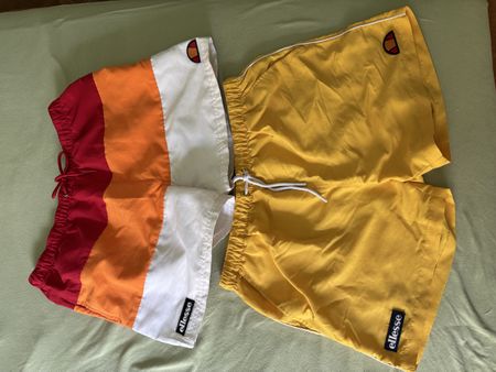 2 Stk. Badeshorts von Ellesse Grösse M