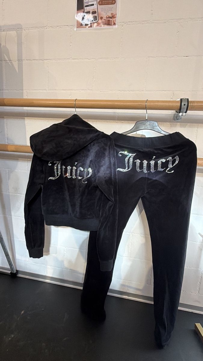 Juicy Couture Lotti & Set di vestiti: Juicy Couture – Usato da Niederwangen BE venduto da Luxury.Second.Life