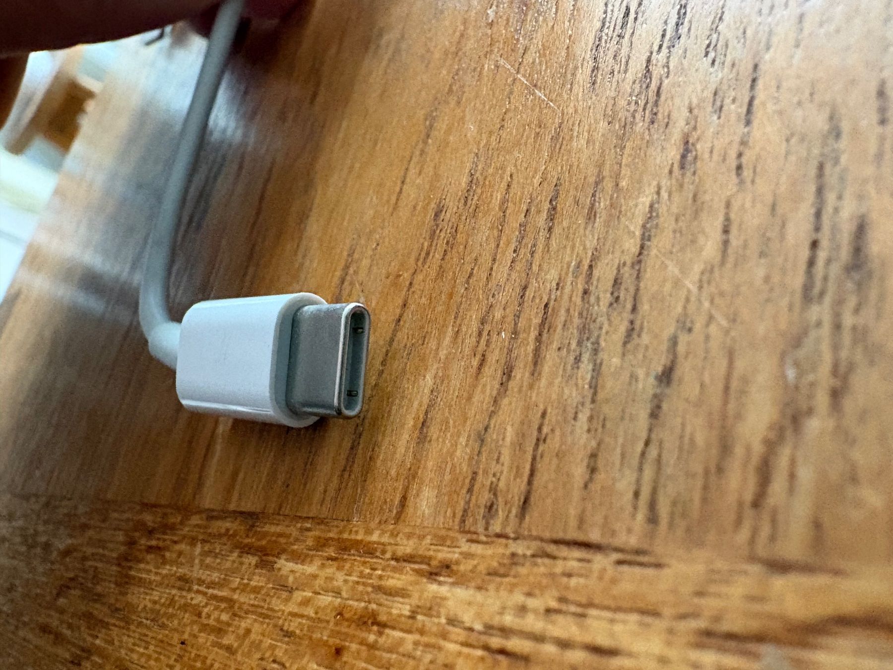 Apple Cavi: Apple Lightning auf USB-C Kabel (1m) – Usato da Kreuzlingen venduto da ROMANR1 3