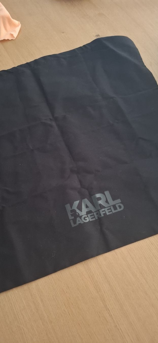 Karl Lagerfeld Taschen für Damen: Original Shopper von Karl Lagerfeld – Gebraucht aus Ried-Brig von Allerlei-2026 5