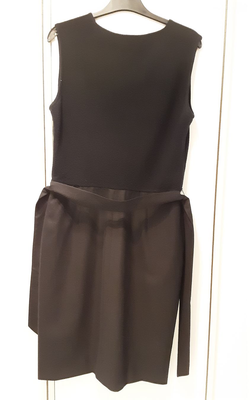 Agnona Robes: Robe élégante 38, navy, avec doublure, Agnona – D'occasion à Neuchâtel par Virgule50 1