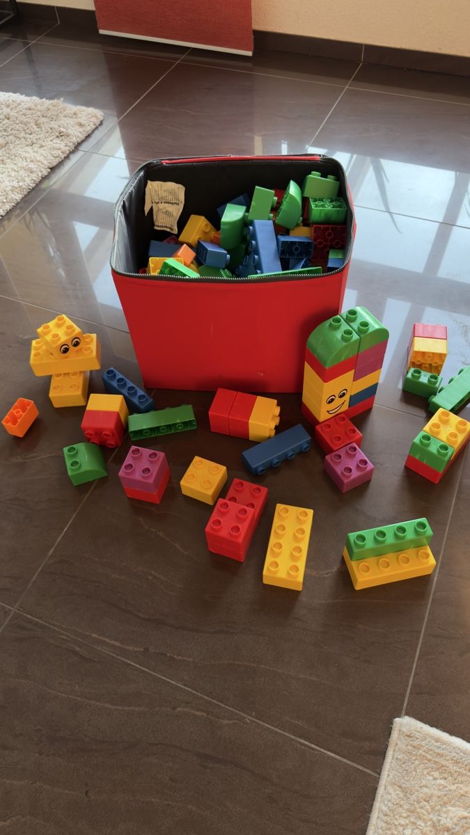 Lego Giocattoli: Bausteine Set mit Aufbewahrungsbox gebraucht – Usato da Thunstetten venduto da Specht71 7