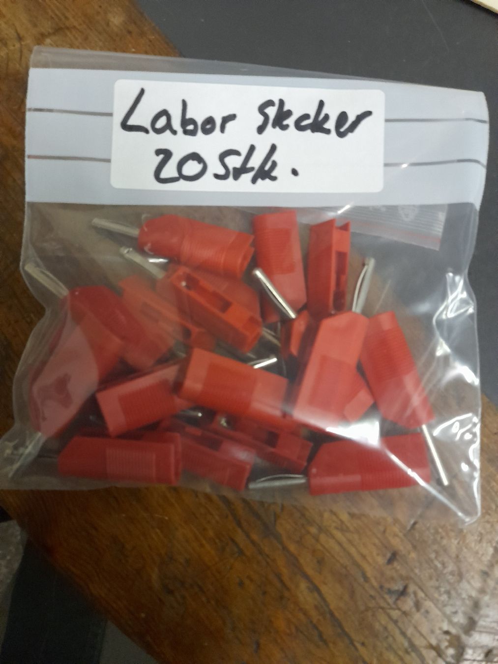 Componenti elettronici: Labor Stecker 20 Stück – Nuovo e nell'imballaggio originale da Stetten AG venduto da 19487777