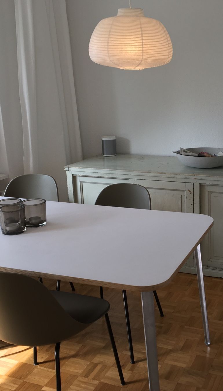 Tavoli: Skandinavischer Designer Esstisch – Usato da Herrliberg venduto da Julianopie 2