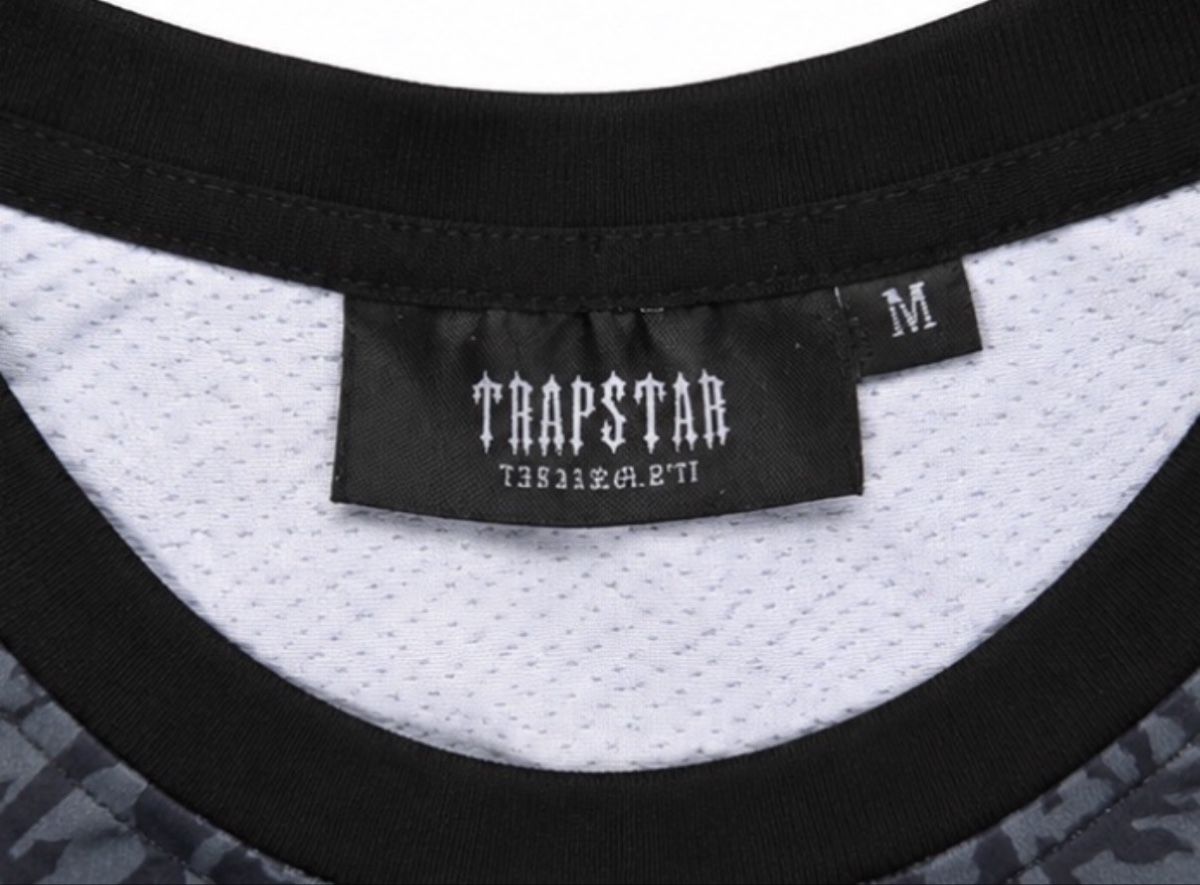 Trapstar Canottiere & Pantaloni: TRAPSTAR TRIKOT – Usato da Sargans venduto da DAILY_VNTD 2