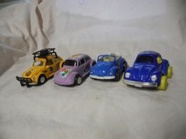 KONVOLUT  4 VW KÄFER  ZWISCHEN 9 UND 12 CM LANG  UNBESPIELT
