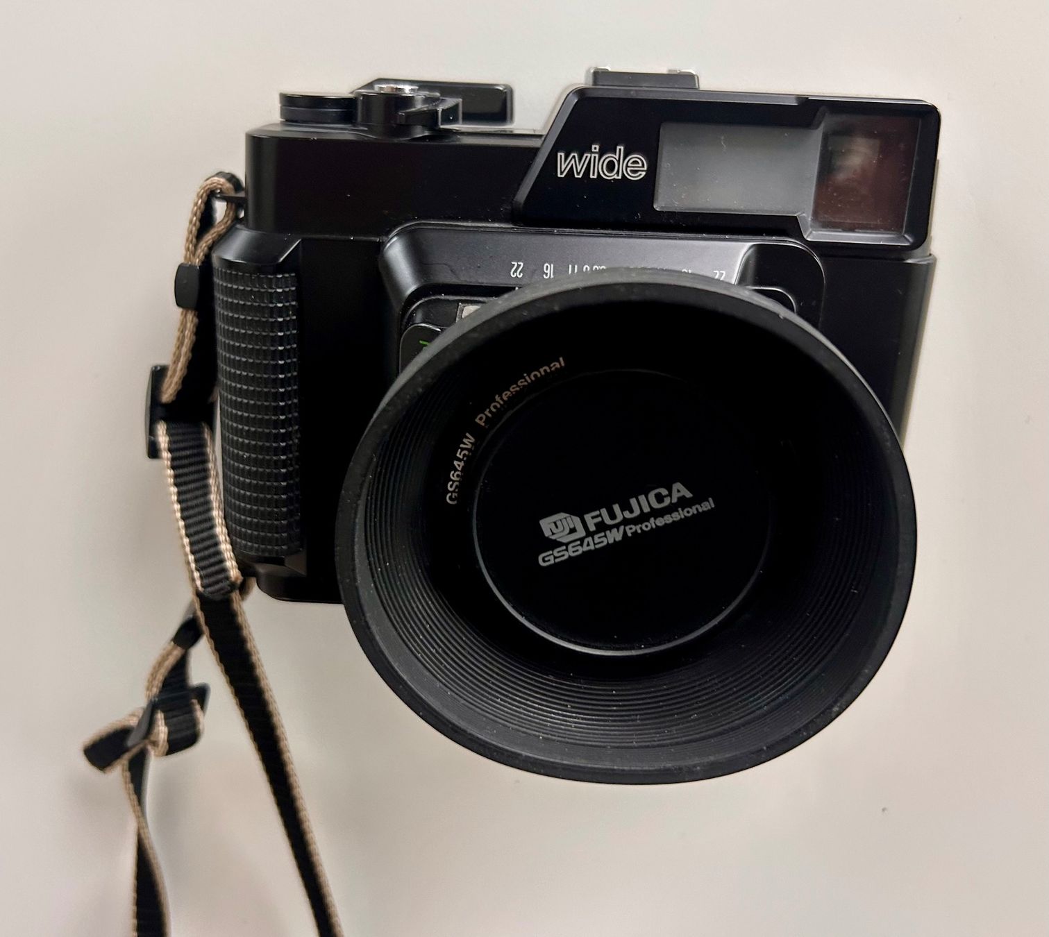 Fujica Fotocamera: Fujica GS 645W Professional – Usato da Immensee venduto da Spengler8 1