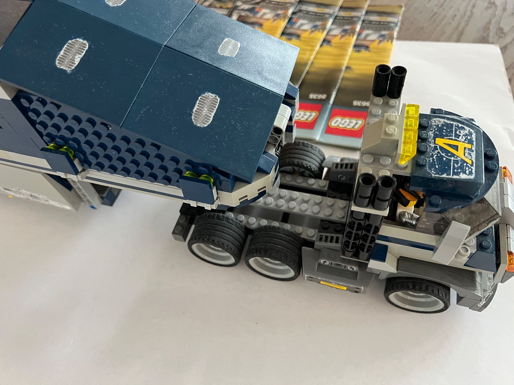 Lego Kit di costruzioni: LEGO Agents 8635 - Mission 6: Mobile Command Center – Usato da Meierskappel venduto da schoene_dinge 5
