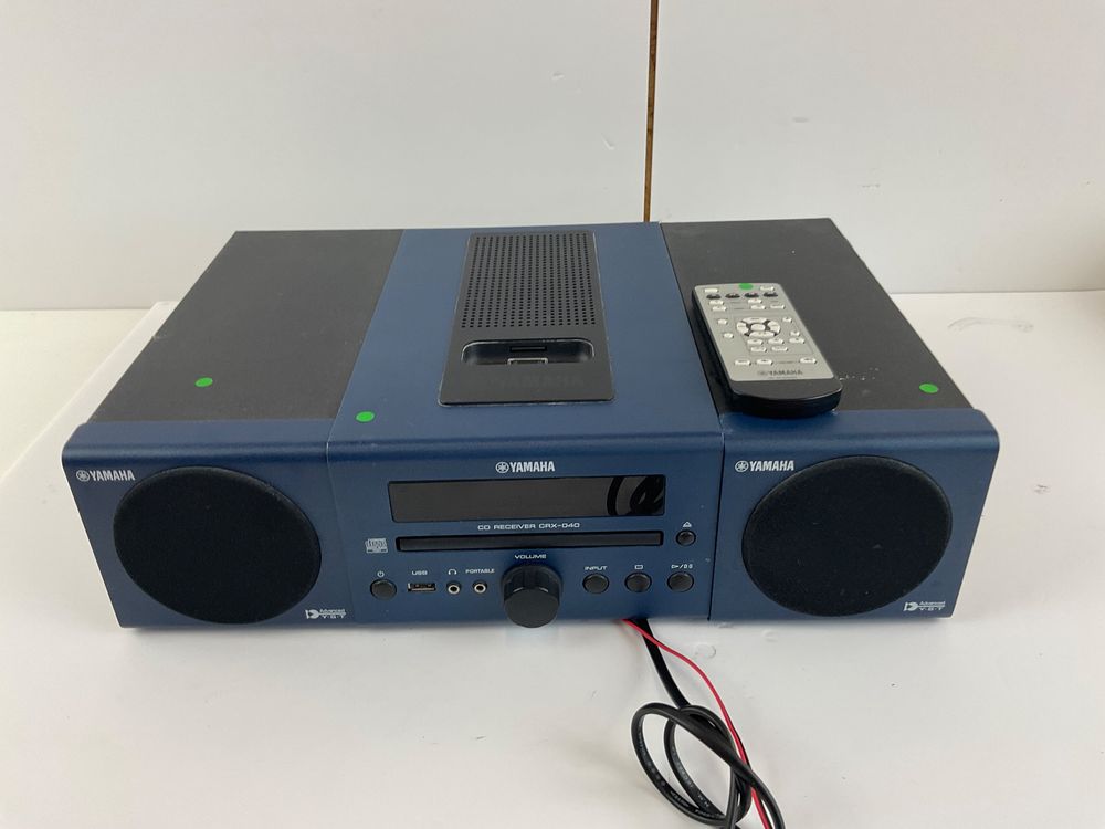 Yamaha CRX040 Stereo Anlage Komplettsystem in Blau Kaufen auf Ricardo
