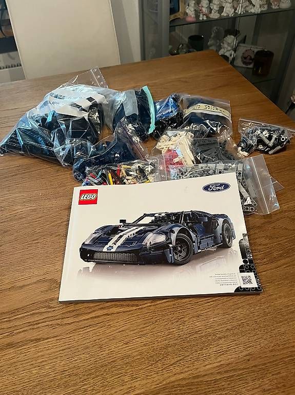 Lego Kit di costruzioni: Ford GT 2022 / 42154 – Usato da Olten venduto da Einwegparadies