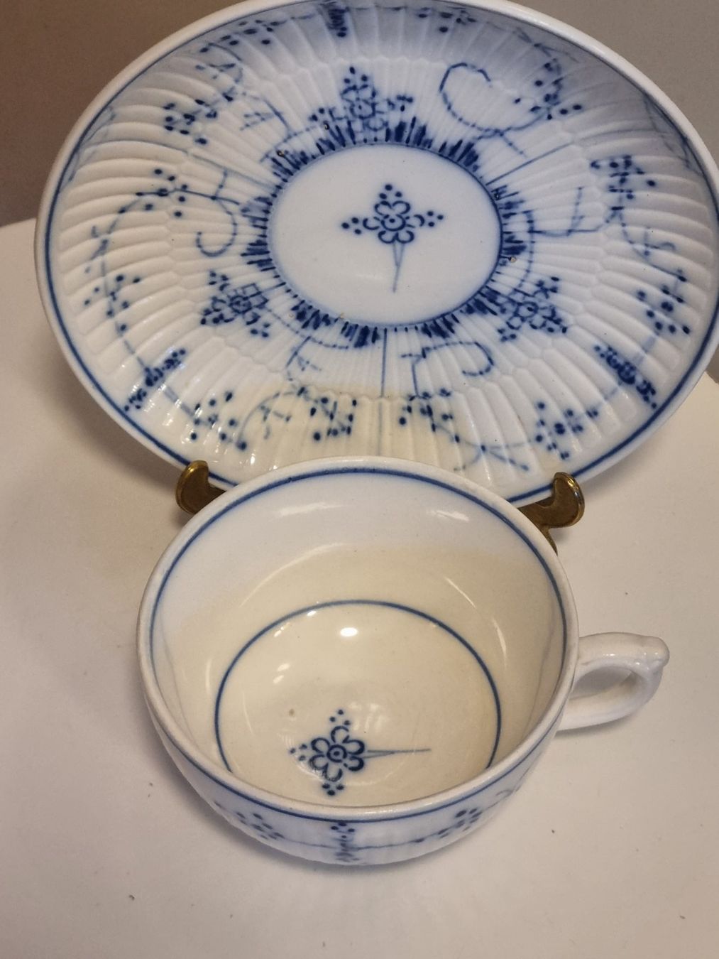 Villeroy & Boch Tazze: Villeroy & Boch Dresden 3 antike Teegedecke – Usato da Scharnachtal venduto da devin03 6