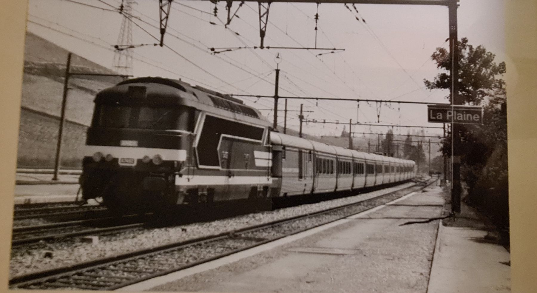 Foto & Immagini: ancienne photo / cadre / Talgo. – Usato da Cortaillod venduto da signep