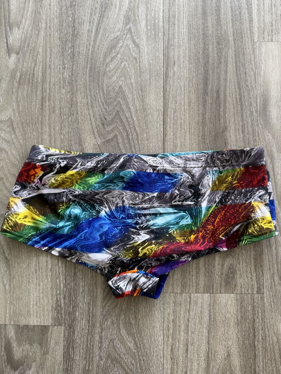 Arena Costumi da bagno: Arena Trainingsbadehose Grösse D5 – Usato da Tägerwilen venduto da Bichito4 1