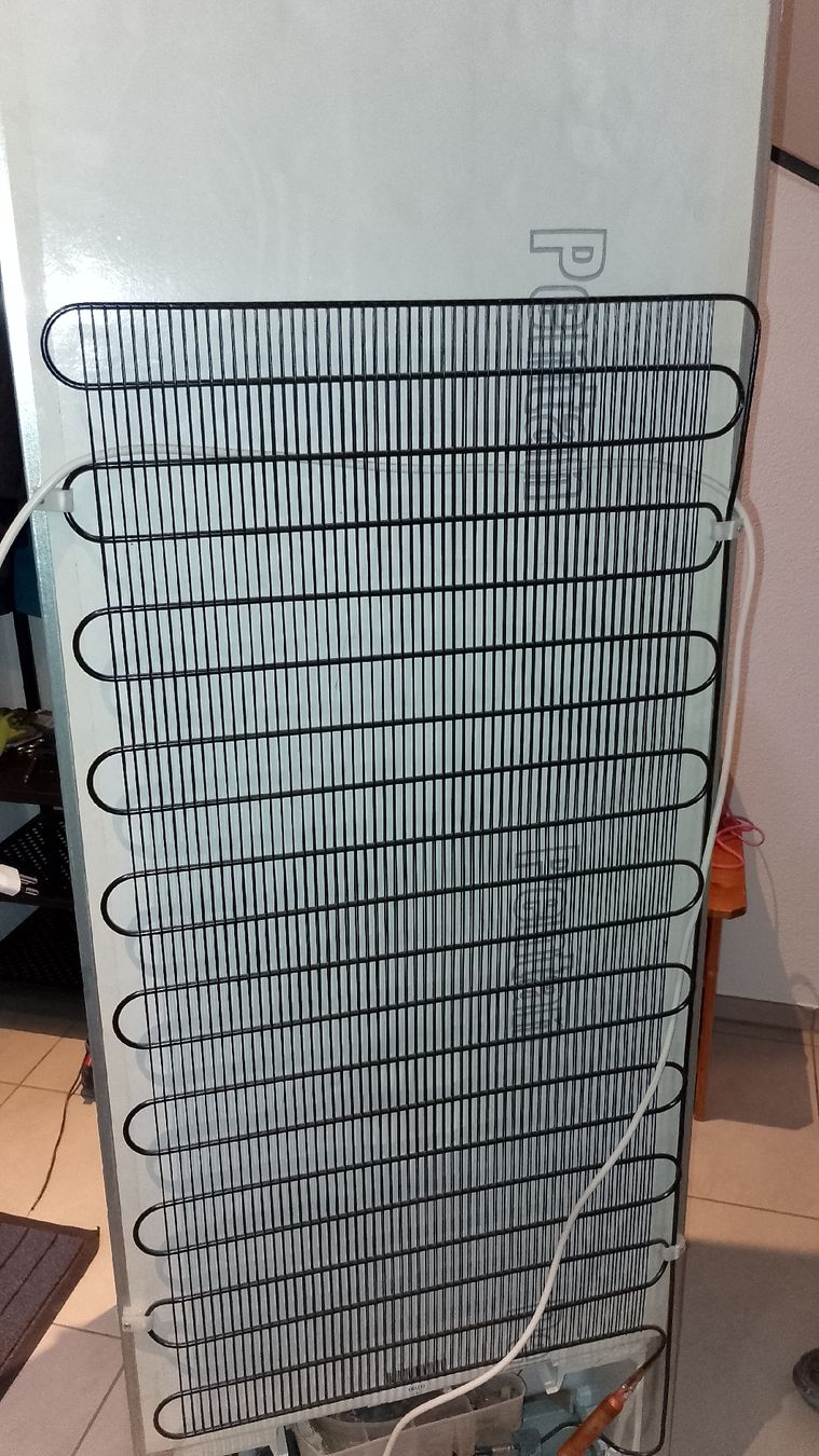Elettrodomestici da cucina: Well-Maintained Refrigerator - Perfect for your kitchen! – Usato da Leibstadt venduto da jur_q6rl 3