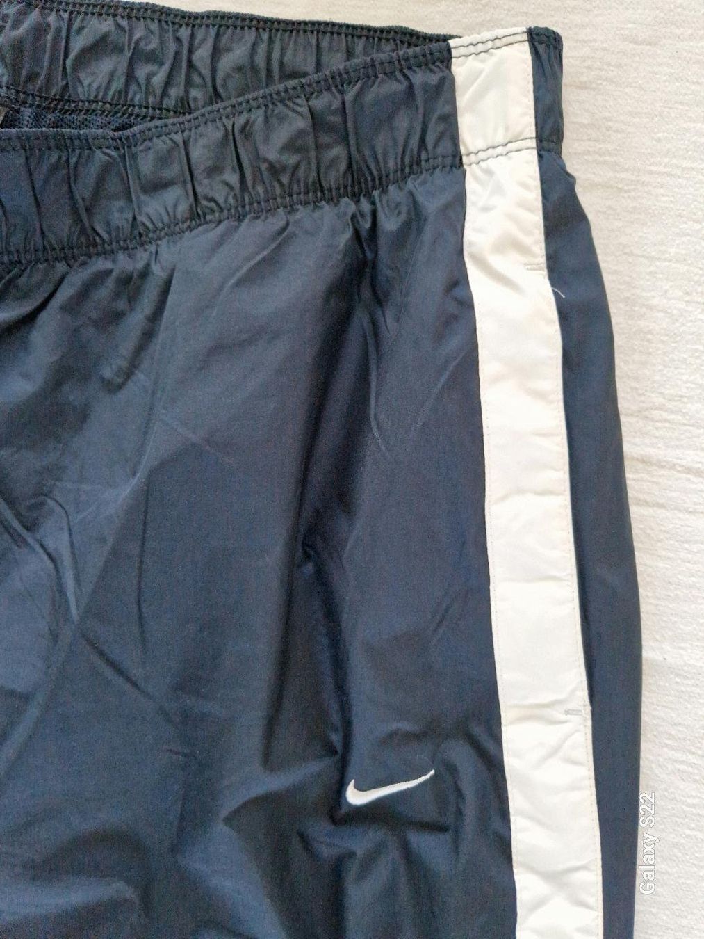 Nike Hosen: Nike Sport / Freizeithose – Gebraucht aus Muri b. Bern von  1