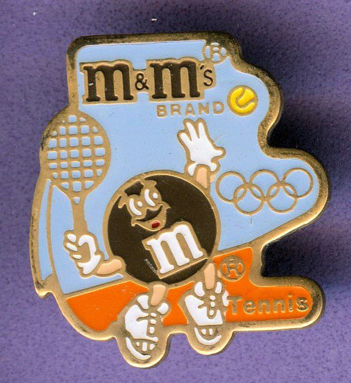 Placchette & Badge: m & m  Tennis – Usato da Winterthur venduto da Sammleroase