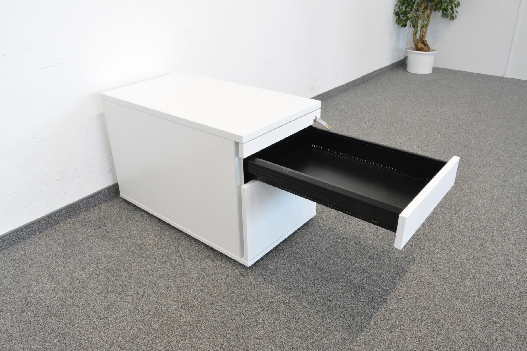 Korpus: Haworth Mobile Storage Roll-Korpus Weiss – Gebraucht aus Schönenwerd von mcofficeshop 2