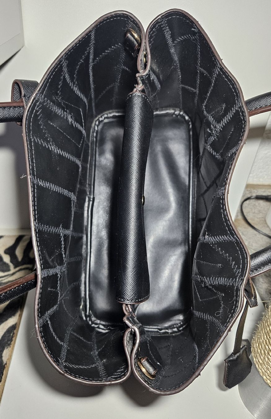 Borse da donna: schwarze geräumige Handtasche - Spendenaktion – Nuovo (secondo la descrizione) da Unterkulm venduto da Beljasch 4