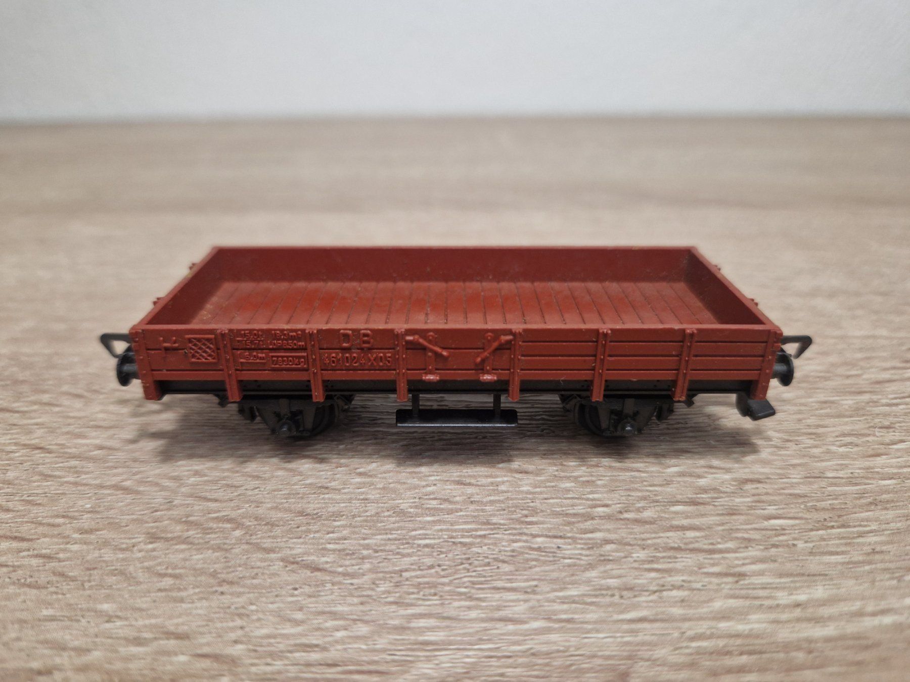 Fleischmann Modellini di ferrovie: Fleischmann Niederbordwagen DB H0 – Usato da St-Aubin-Sauges venduto da Lo_Go