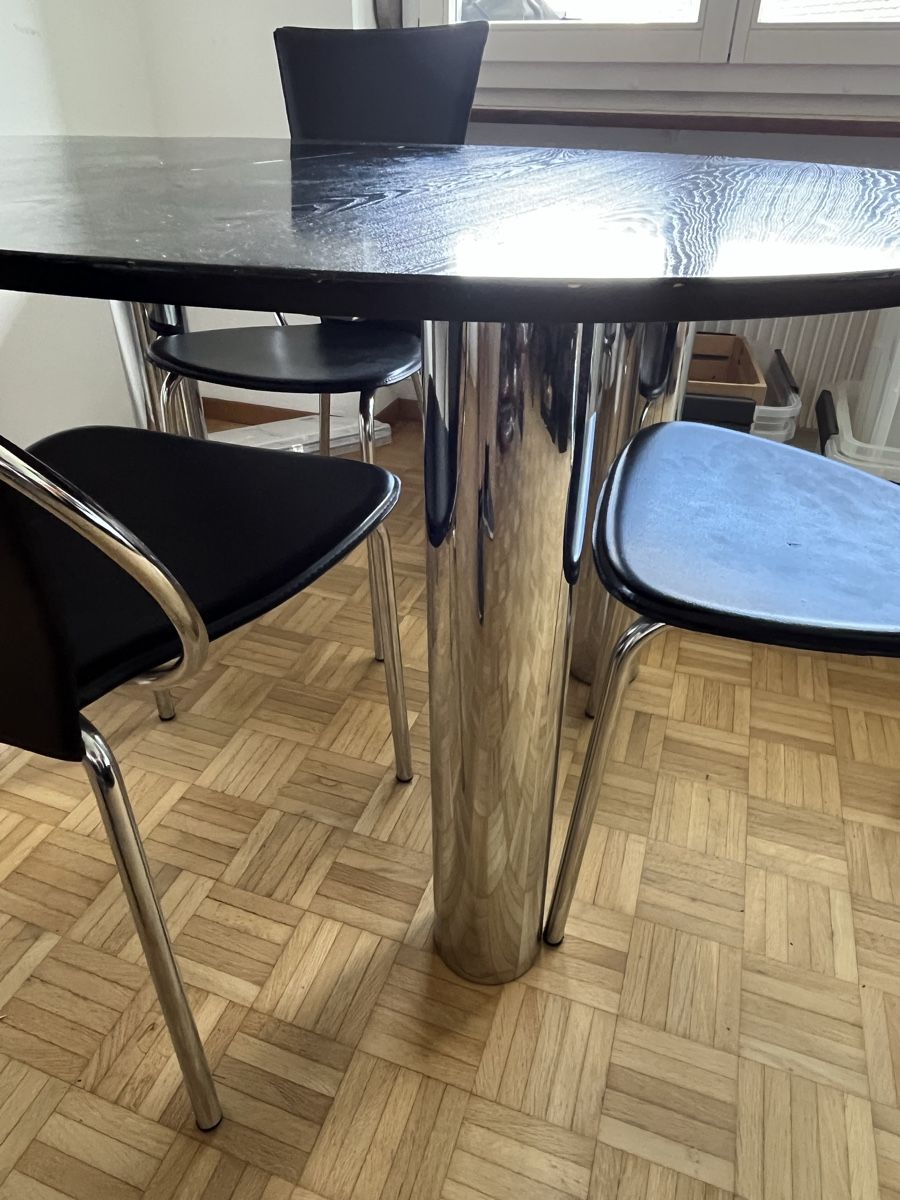 Tavoli: Ausziehtisch schwarz chrom – Usato da Stäfa venduto da Maatle 1
