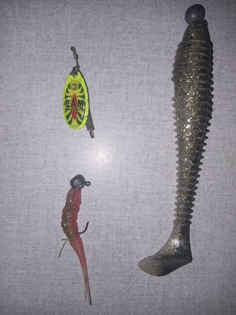 Hameçons: Fischerhaken mit Kunstköder – D'occasion à Knonau par nae_zp7g 3