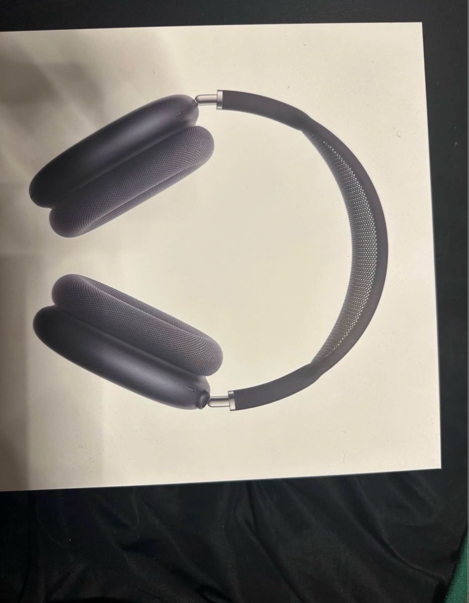 Apple AirPods Max - Casque Bluetooth Noir - Annulation Active Du Bruit - Occasion