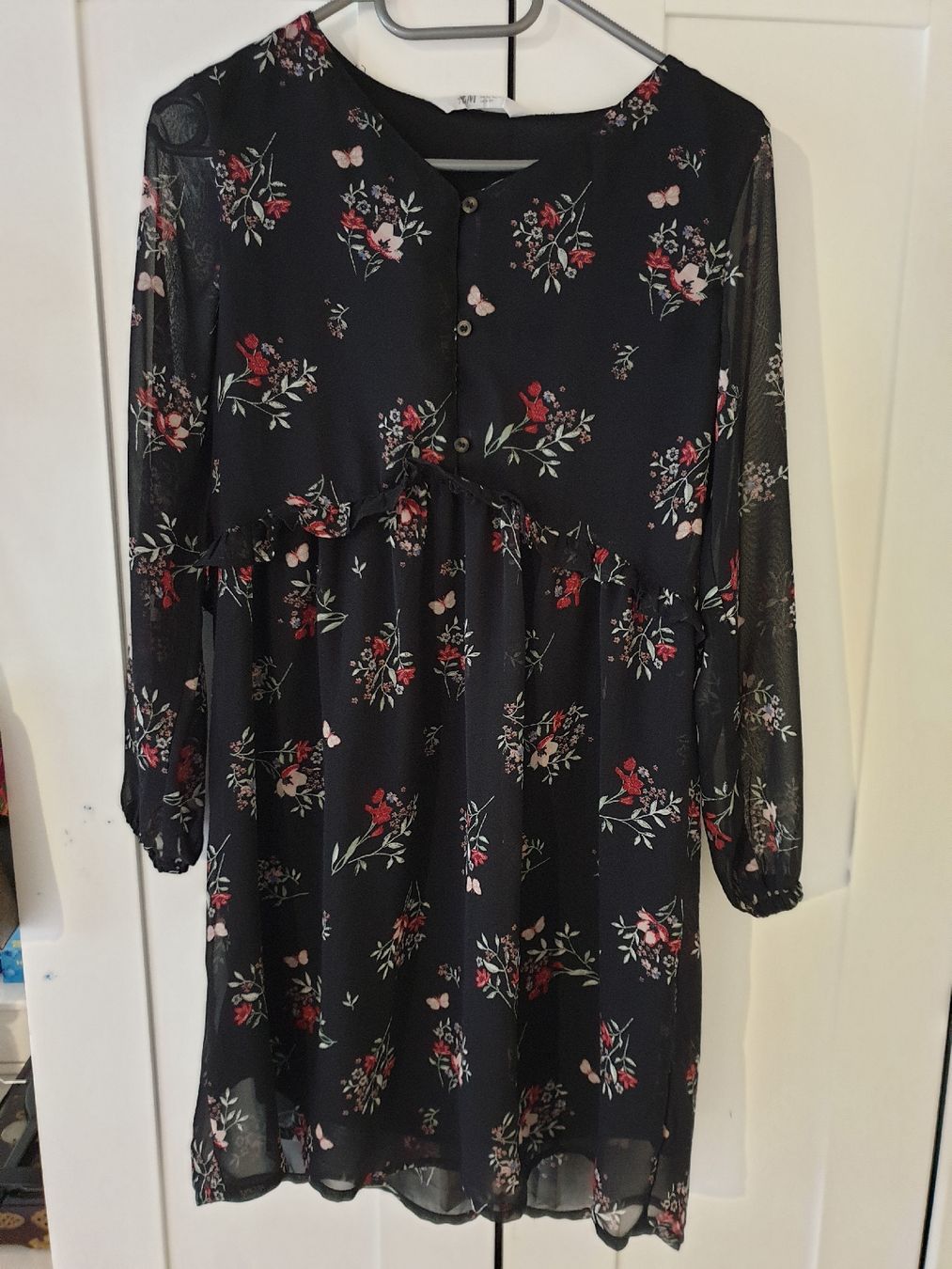 H&M Lotti & Set di vestiti: Kleid und Hose Gr.152 – Usato da Leuggelbach venduto da Schreiner21