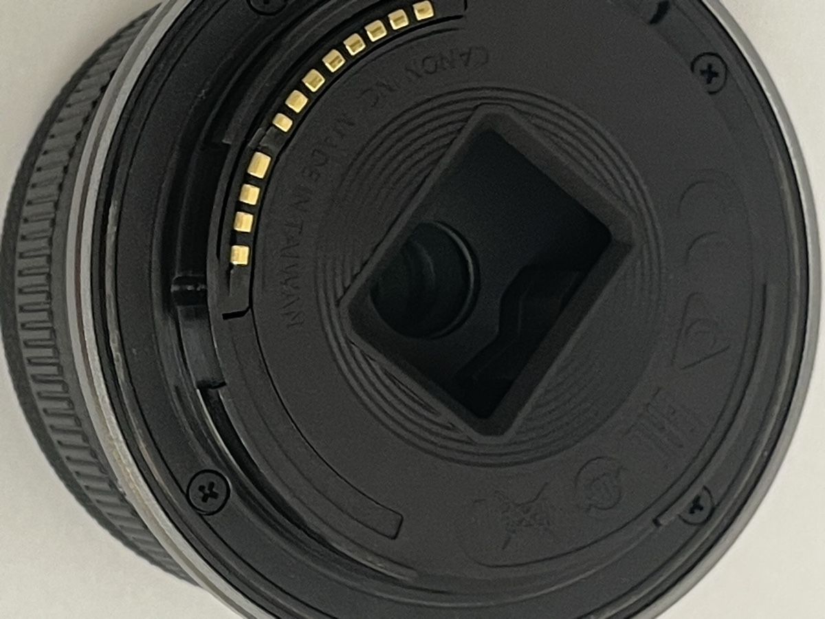 Canon Objectifs: Canon RF-S 18-45mm – D'occasion à Pieterlen par FairDeal334 4