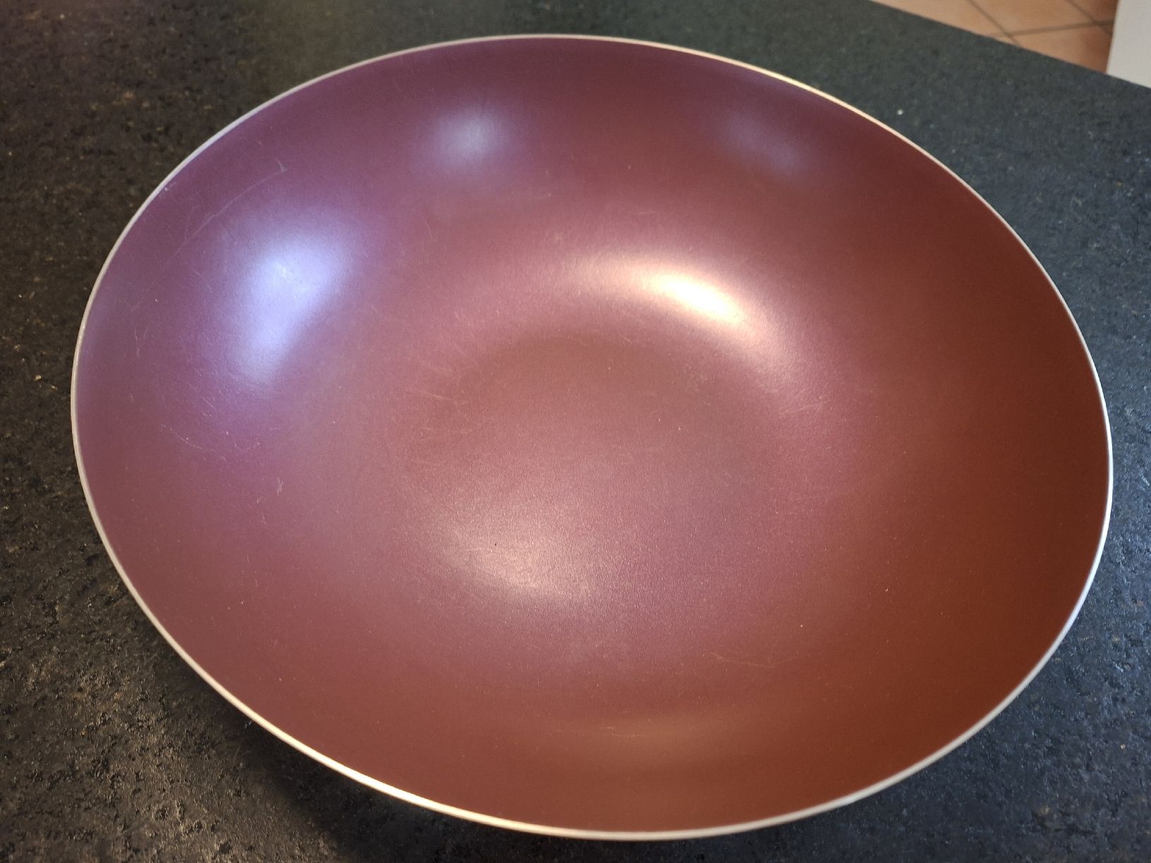 Schalen: Tupperware Servierschüssel 3.5 Liter bordeaux  – Gebraucht aus Meinisberg von MartinaM1972 1