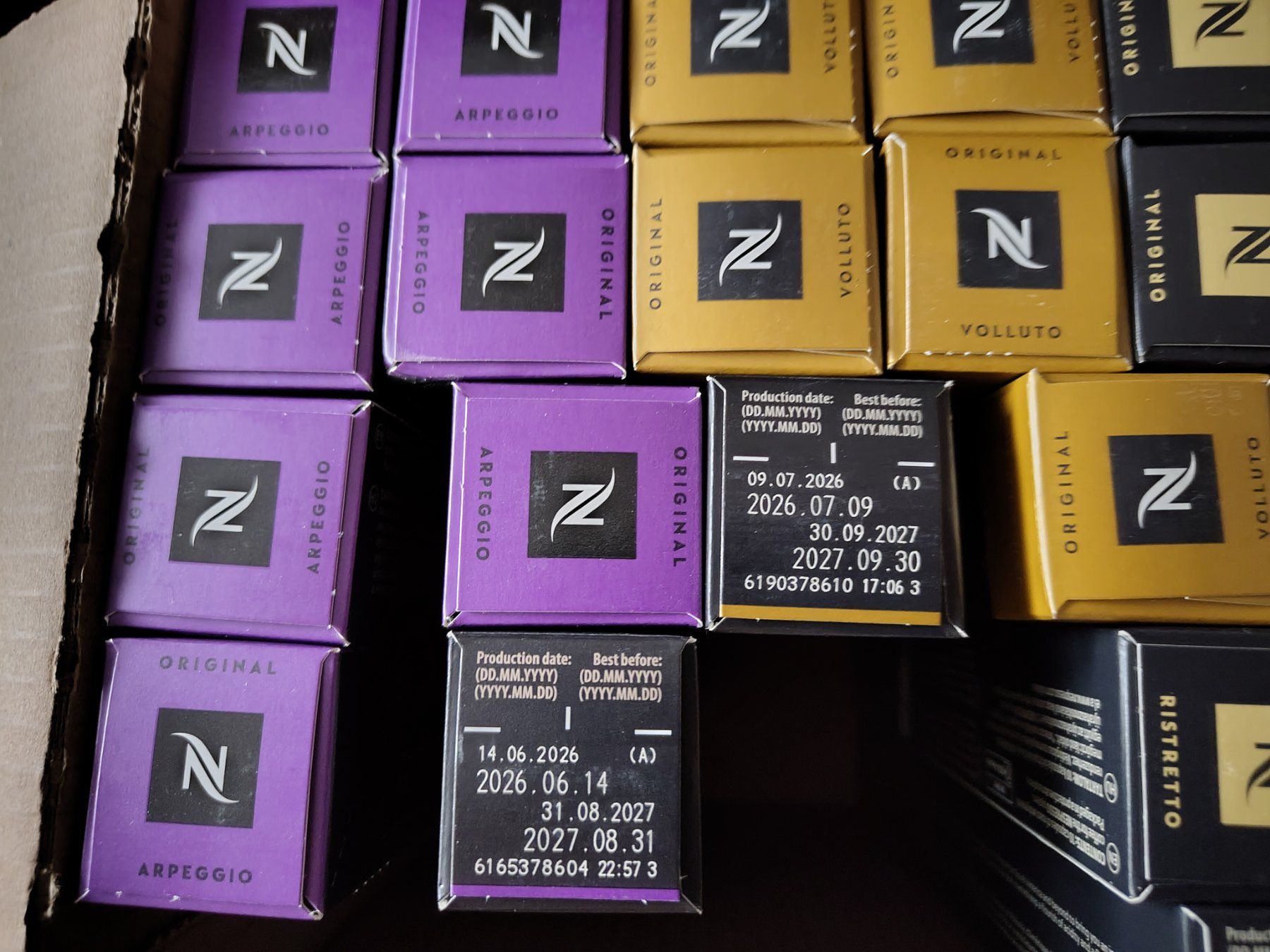 Nespresso Lebensmittel & Spezialitäten: Nespresso Kaffeekapseln Sortiment gemischt ungeöffnet – Neu (gemäss Beschreibung) aus Schöftland von sunneschiin2016 2