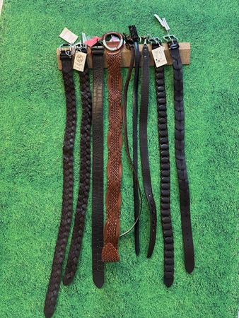 8 Gürtel für Wiederverkäufer (2000,- CHF NP) / Leder
