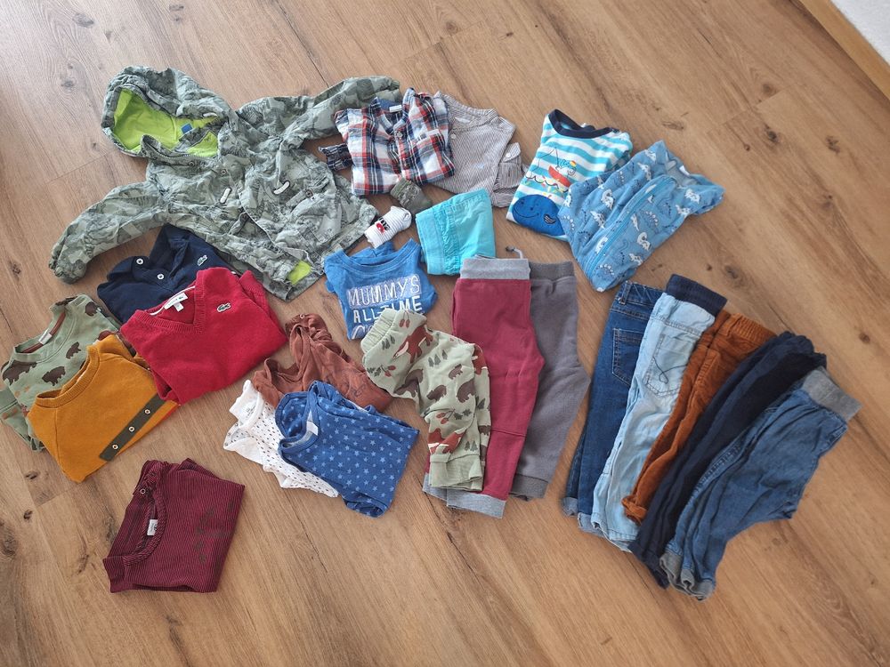 Lotti & Set di vestiti: Kleiderpaket Gr.86 inkl. Sommerjacke – Usato da Kirchberg BE venduto da mila033