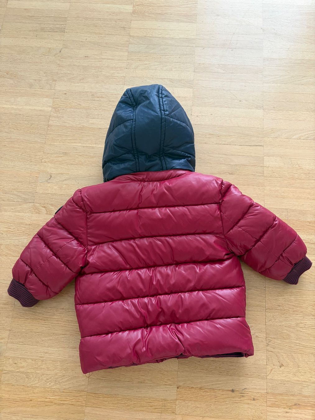 Giacche & Cappotti: Kinder Steppjacke Myrl rot dunkelblau – Usato da Aarau venduto da don_9hqj 1