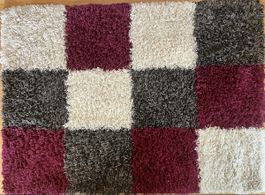 Hochflor-Teppich mit Karomuster in Creme, Grau und Violette