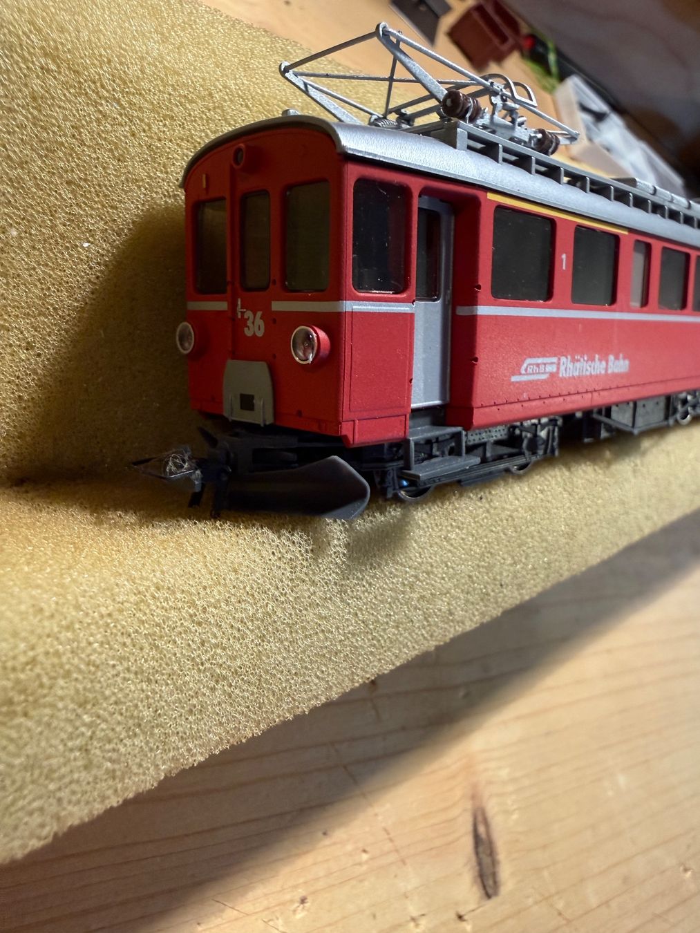 Bemo Modellini di ferrovie: Bemo RhB Bernina-Triebwagen ABe 4/4 36 H0m digital – Usato da Grüsch venduto da ro77bert 4