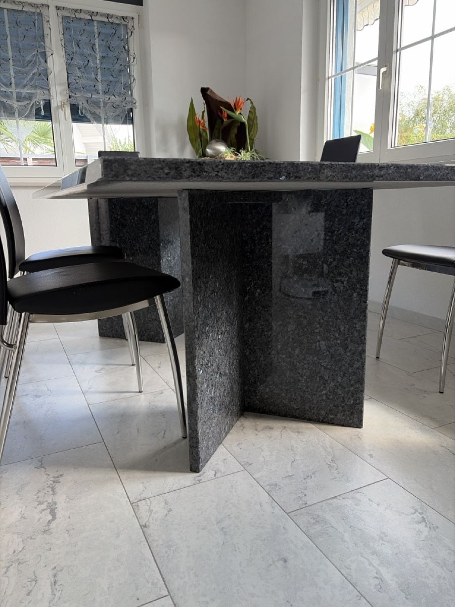 Tables: Esstisch Granitplatte dunkelgrau – Neuf (Voir description) à Zuzwil SG par ady2 3