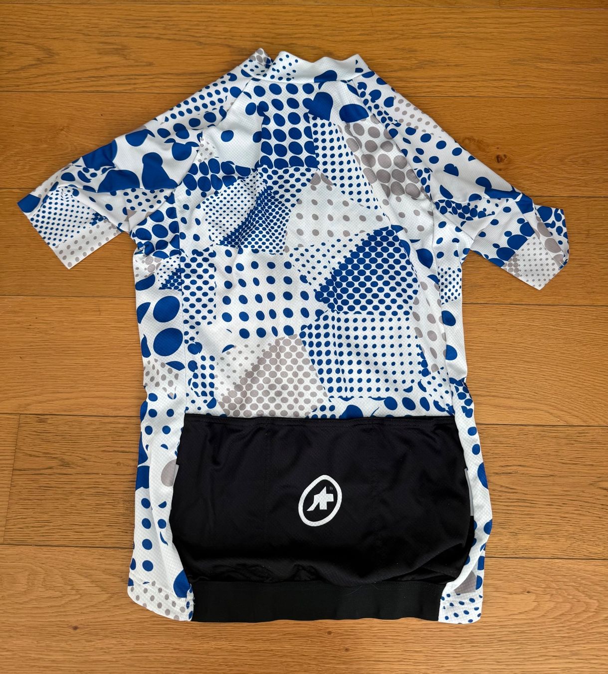 Assos Canottiere & Pantaloni: Assos Velotrikot Damen Gr. S – Usato da Rubigen venduto da dor_kb9s 1