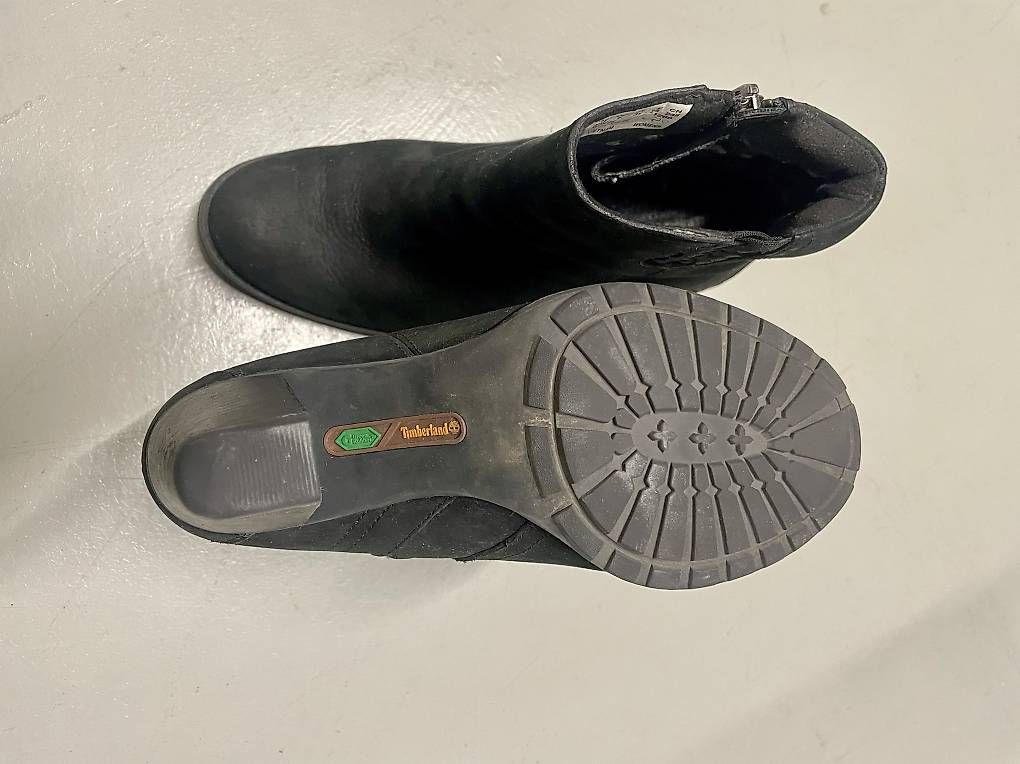 Scarpe da donna: Stiefeletten von Timberland Gr. 39 – Usato da Einsiedeln venduto da rt. 2