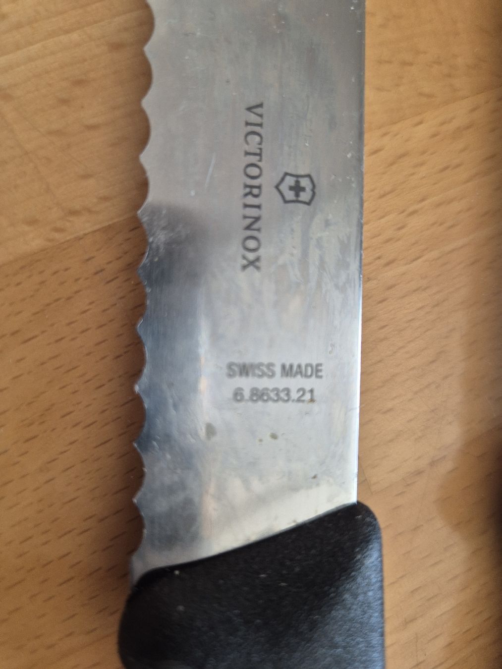Victorinox Coltelli da cucina: 2 Victorinox Messer – Usato da Vilters venduto da Fleiflomi 1